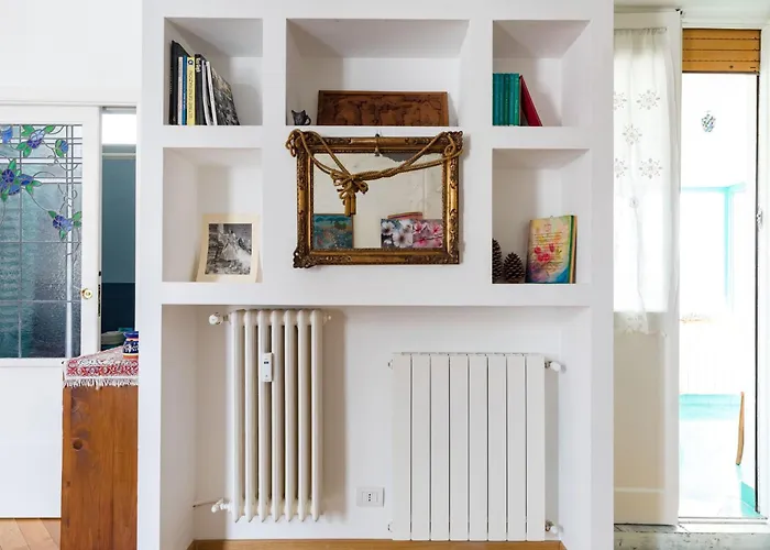 Dachgeschoss Mit Terrasse By Interhome * רומא