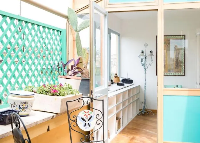 Dachgeschoss Mit Terrasse By Interhome דירה רומא